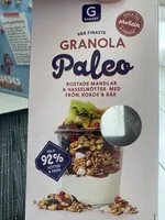 Granola Paleo Rostade mandlar & hasselnötter med frön, kokos & bär