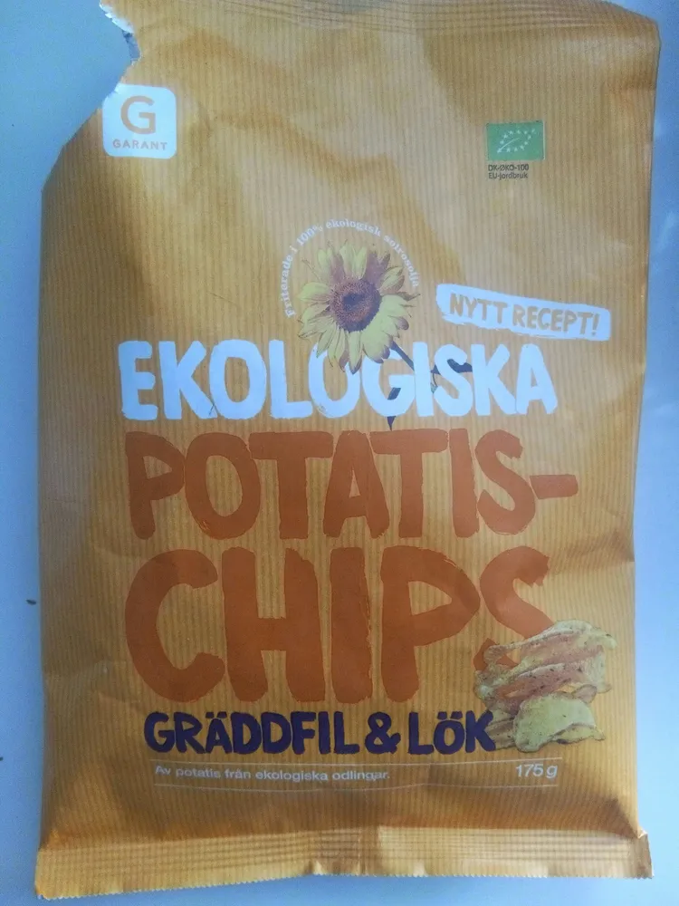 Ekologiska potatis-chips gräddfil & lök