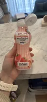 Drickyoghurt med smak av jordgubb