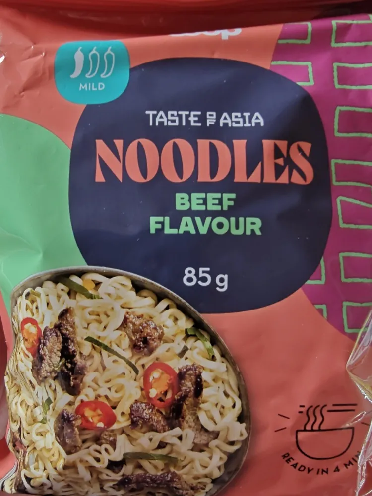 NOODLES BEEF FLAVOUR