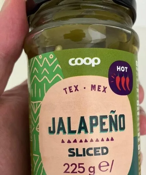 Jalapeño sliced
