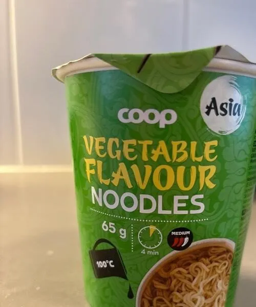 Vegetable flavor noodles