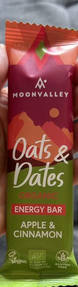 Apple & Cinnamon Energy Bar