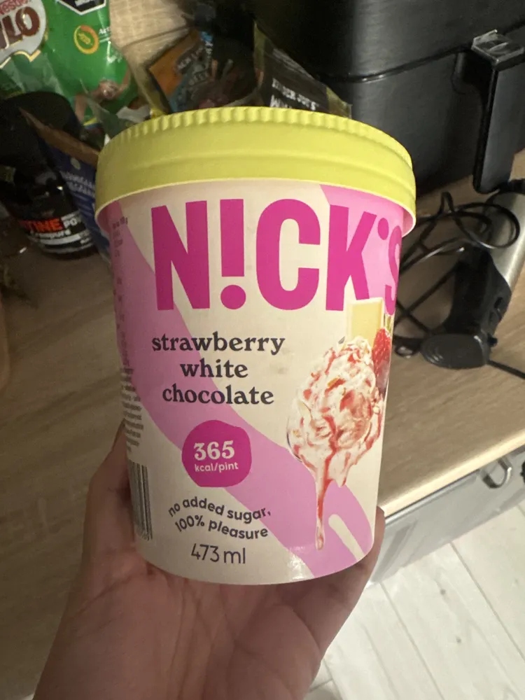 strawberry white chocolate