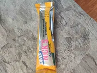 Peanut caramel protein bar