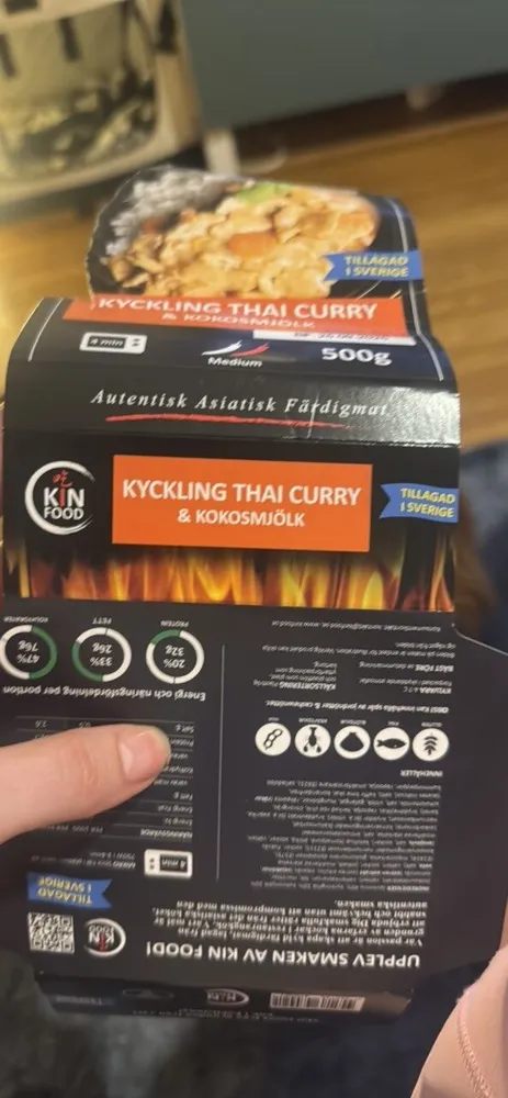 KYCKLING THAI CURRY & KOKOSMJÖLK