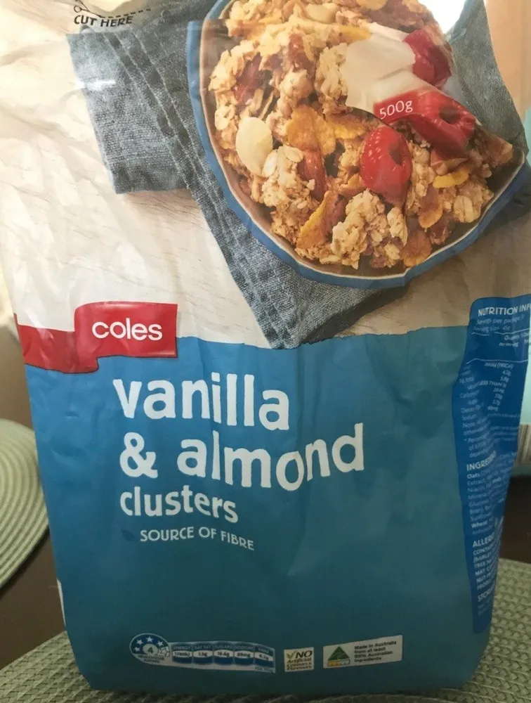 Vanilla & almond clusters