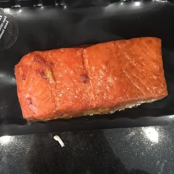 Hot smoked salmon