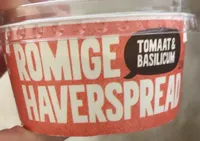 Romige haverspread tomaat en basilicim