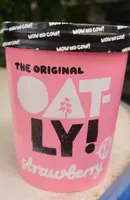 OATLY Strawberry