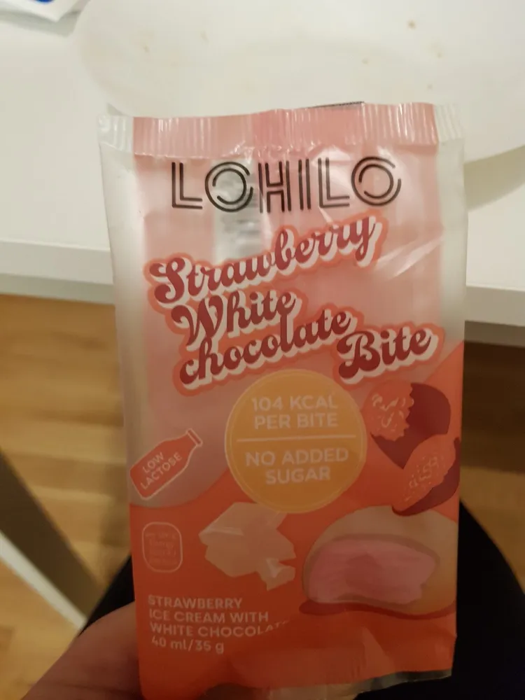 Strawberry White Chocolate Bite