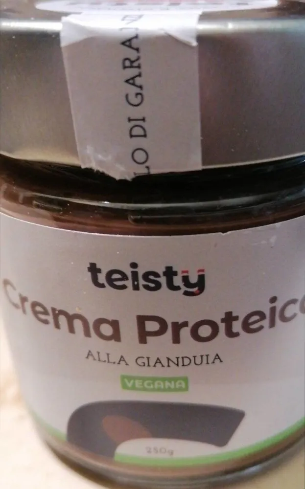 Crema proteica alla gianduia