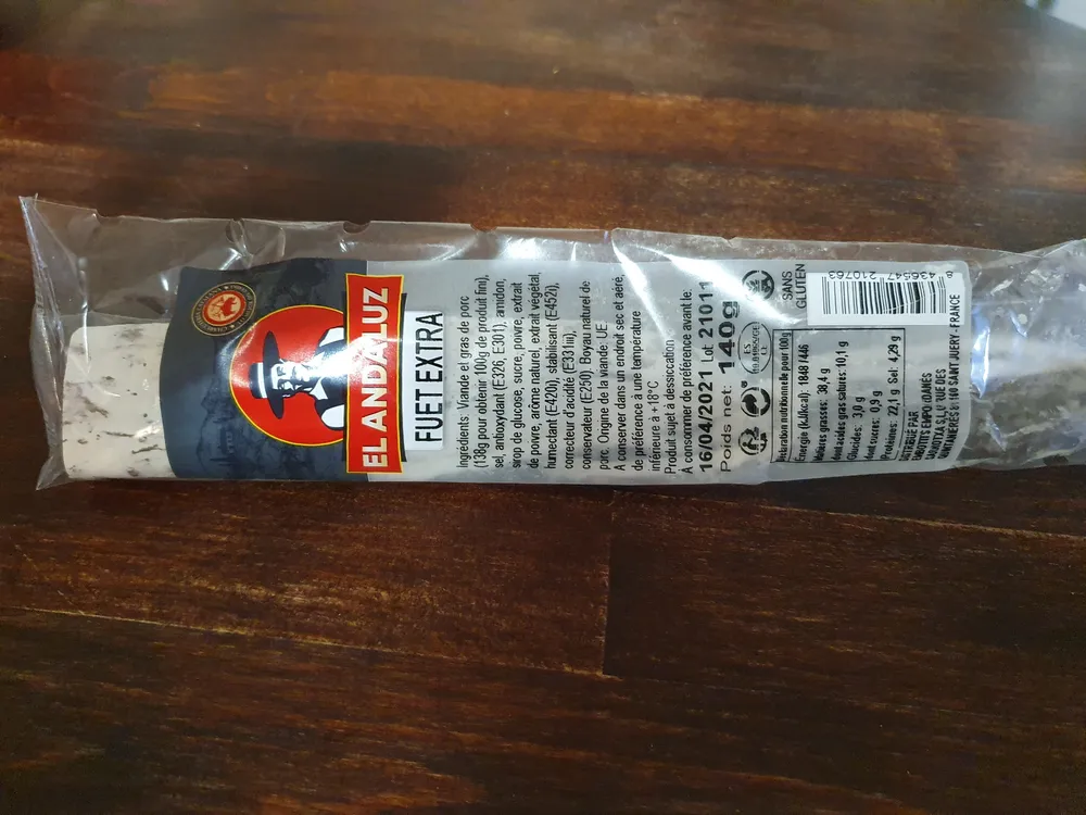 saucisson fuet extra