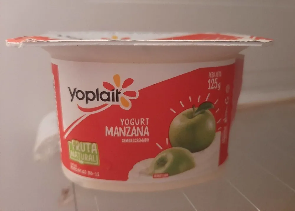 Yogurt Yoplait Apple