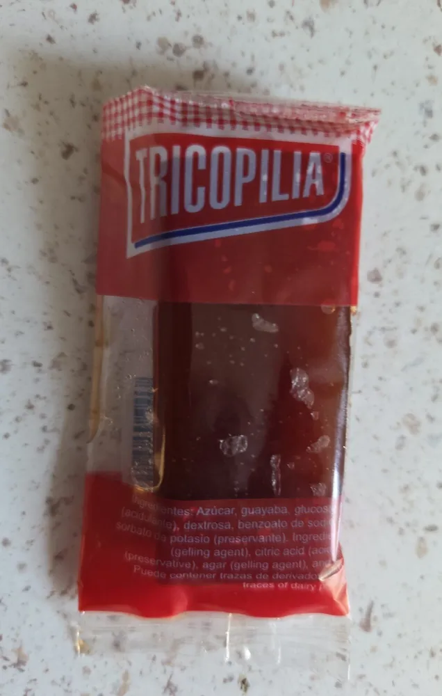 Tricopolia