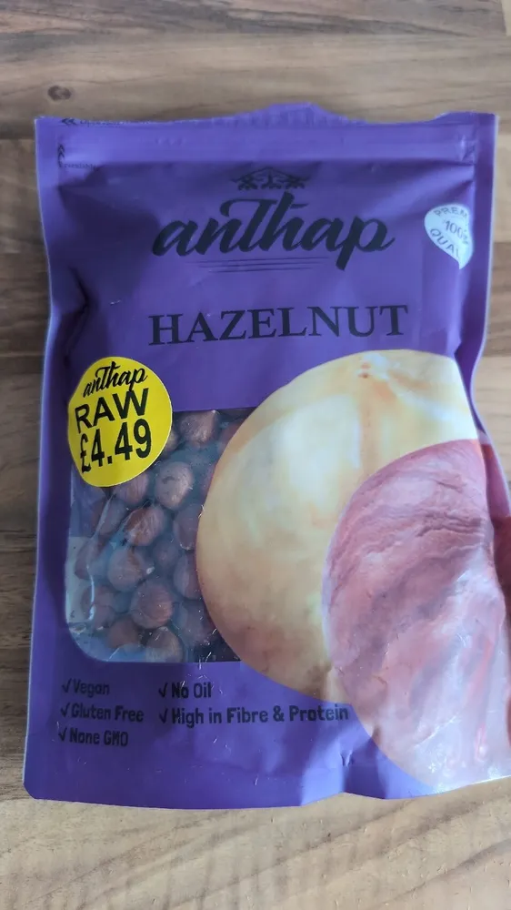 Raw Hazelnuts