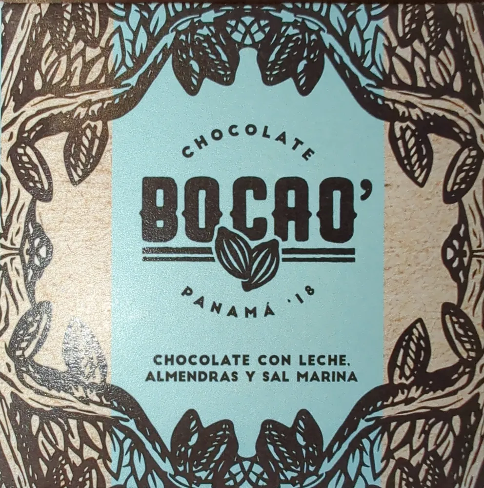 Chocolate con leche, almendras y sal marina