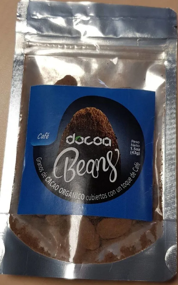 Granos de cacao organico y café
