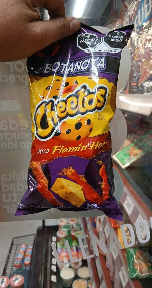 chetos xtra flamin hot