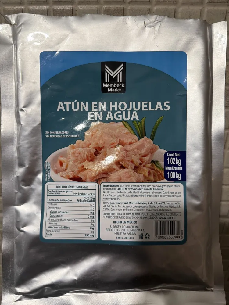 Atún En Hojuelas En Agua
