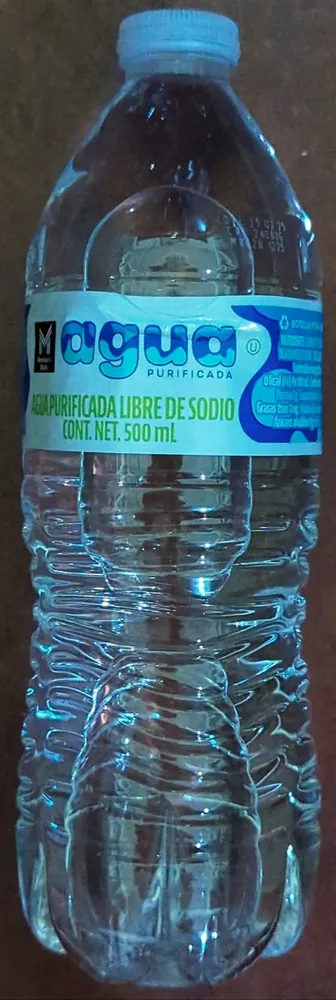 Agua purificada libre de sodio