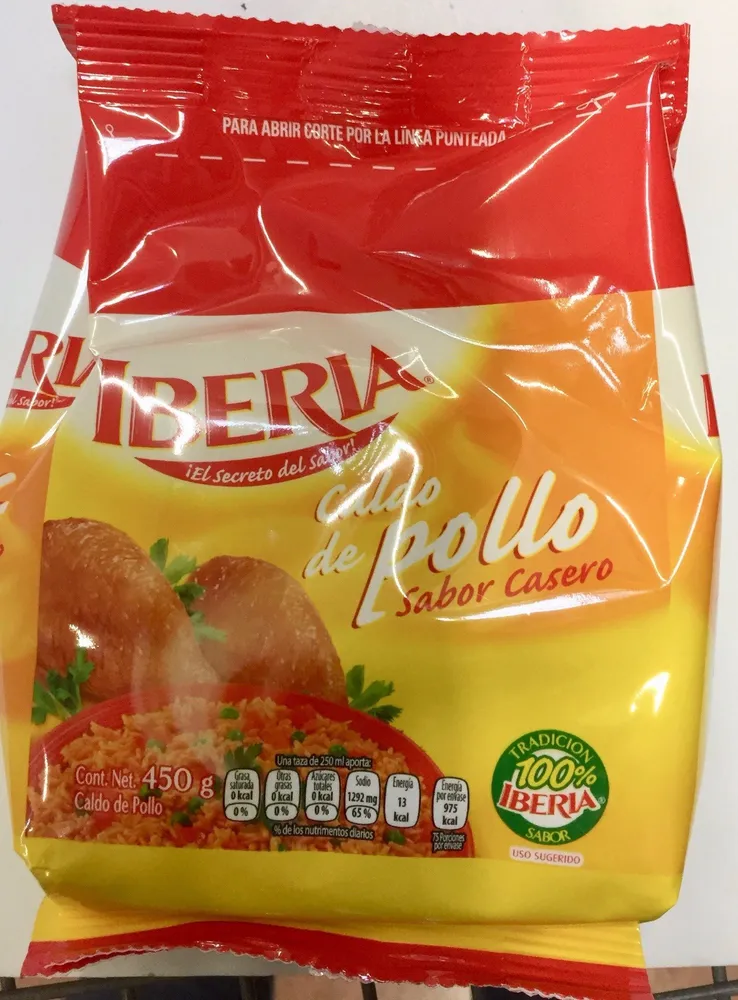 CALDO DE POLLO