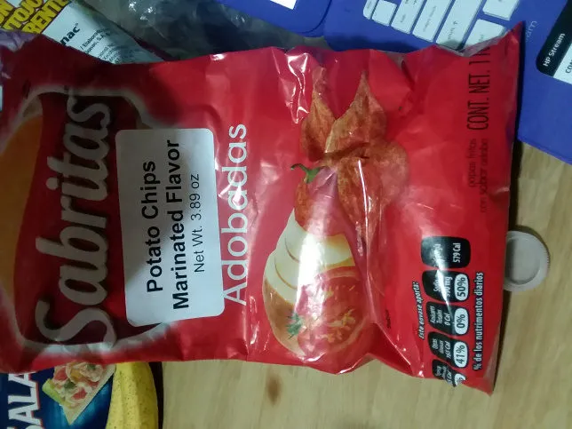 Botana a base de papá sabor adobo
