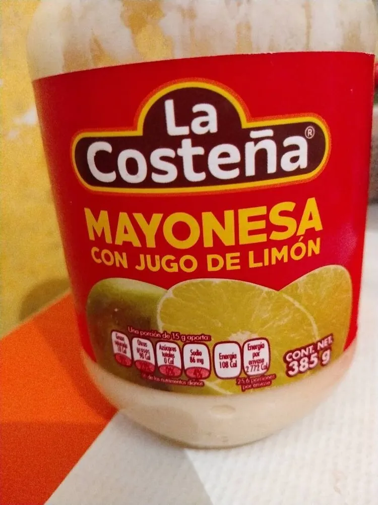 Mayonesa La Costeña con jugo de limón