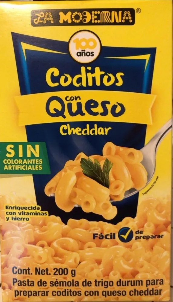 Coditos con queso cheddar