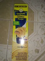 Spaghetti con queso cheddar