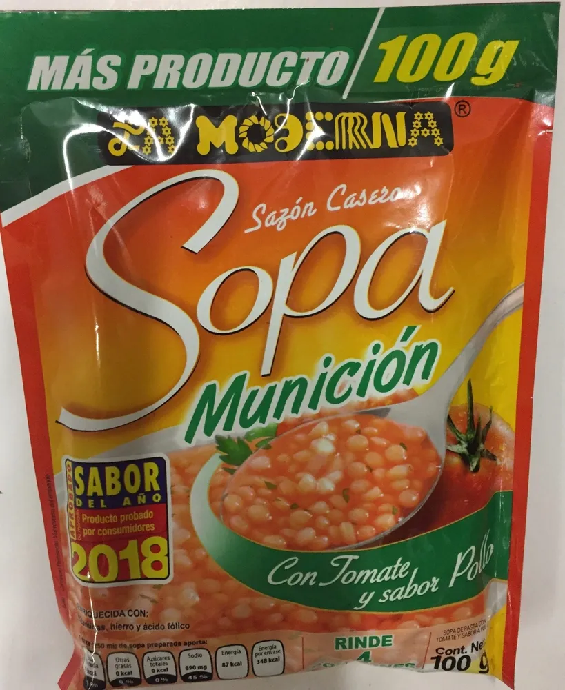 sopa munición con tomate y sabor a pollo