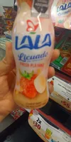 Licuado de yoghurt fresa plátano