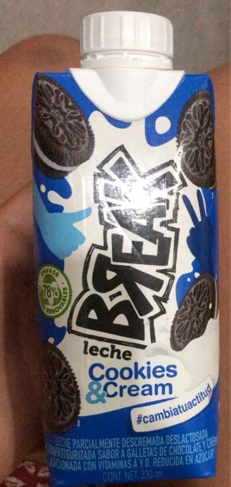 Leche y cookies & cream