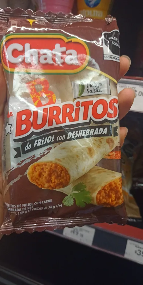 Burrito De Frijol Con Deshebrada