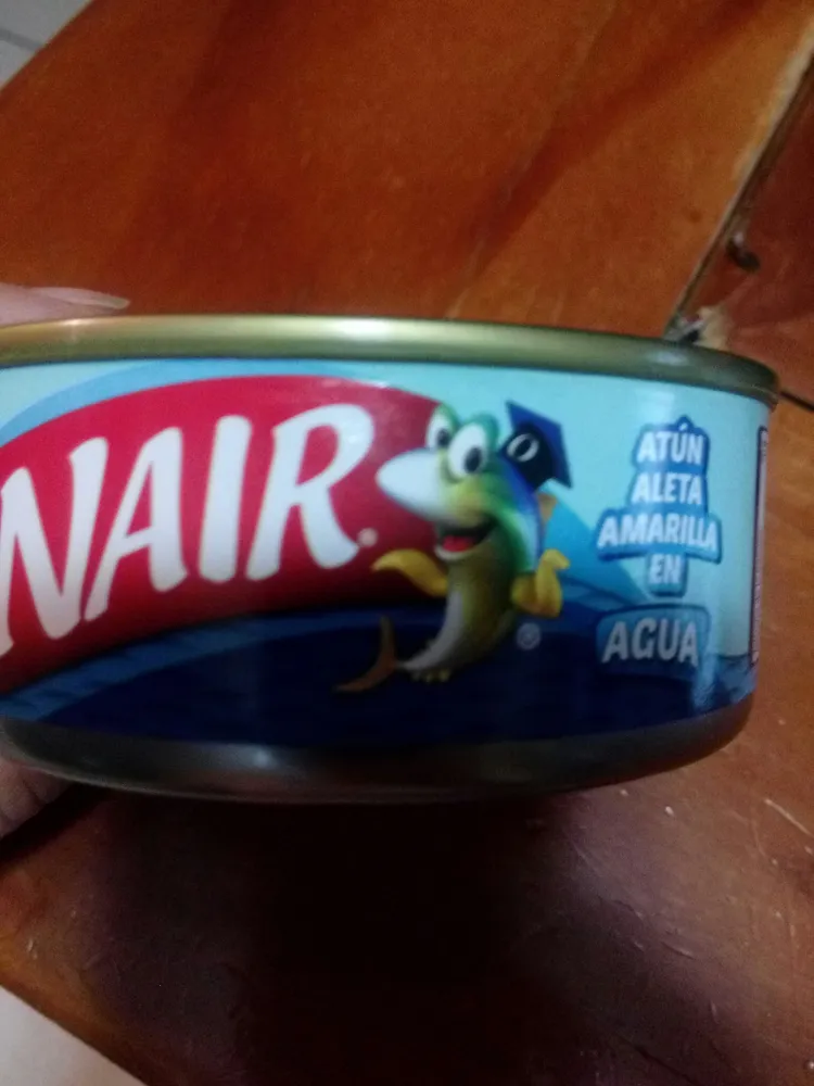 Atún Nair en agua