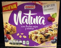 Natura con frutos rojos y avena