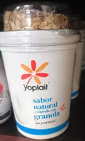 Yoghurt sabor natural con probióticos y mezcla de granola