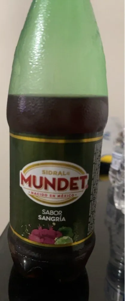 Refresco Sidral Mundet sabor sangría
