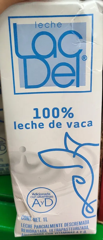Leche de vaca parcialmente descremada