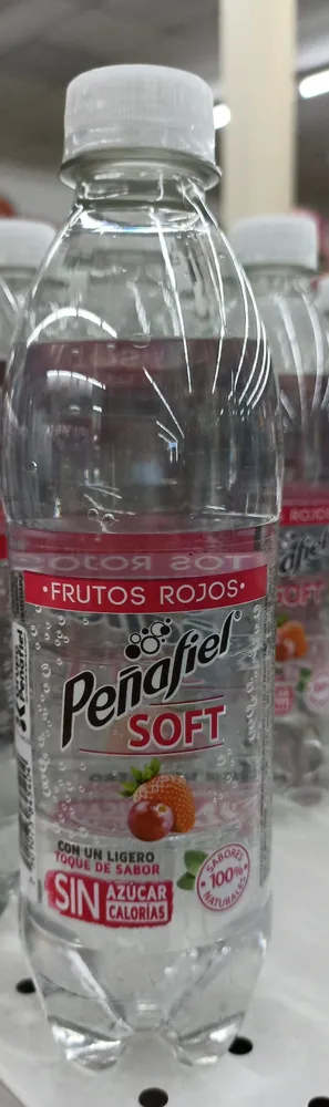 Peñafiel soft frutos rojos
