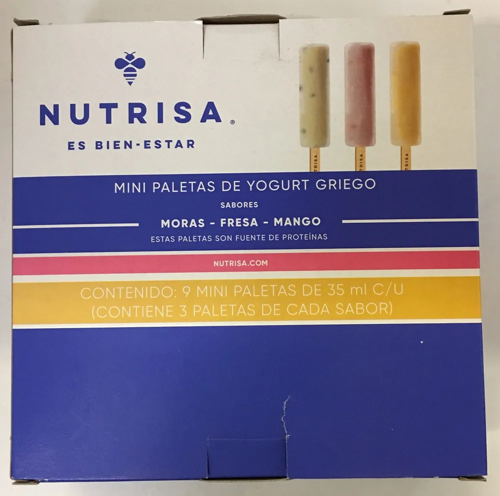 Mini paletas de yogurt griego sabores Moras, frea y mango Nutrisa