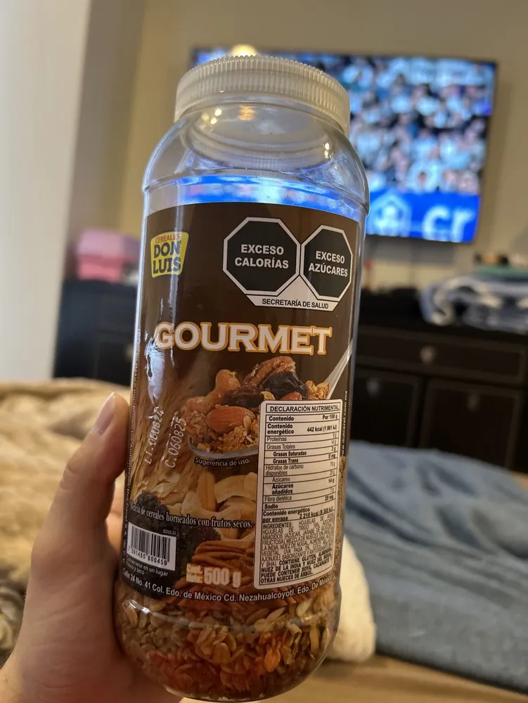 Mezcla de cereales horneadas con frutos secos