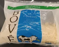 Mezcla de queso Oaxaca y queso manchego en cubos