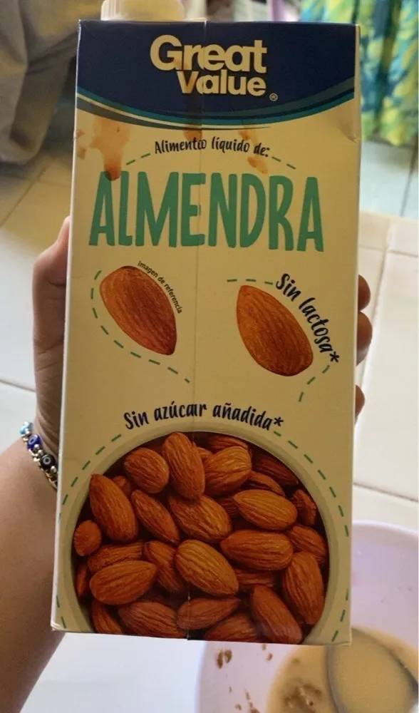 Alimento liquido de almendra