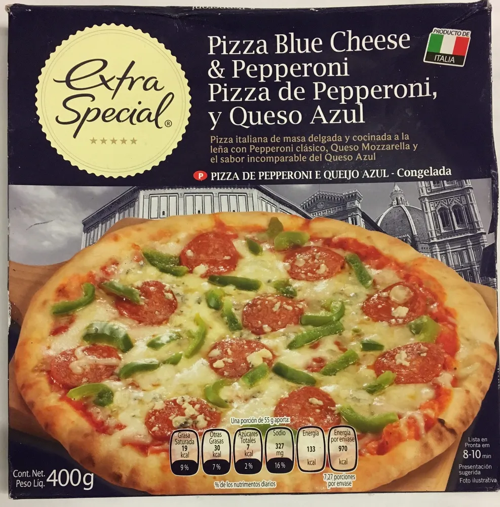 Pizza de pepperoni y queso azul