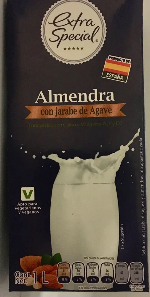 Bebida con jarabe de agave y almendras ultrapasteurizada