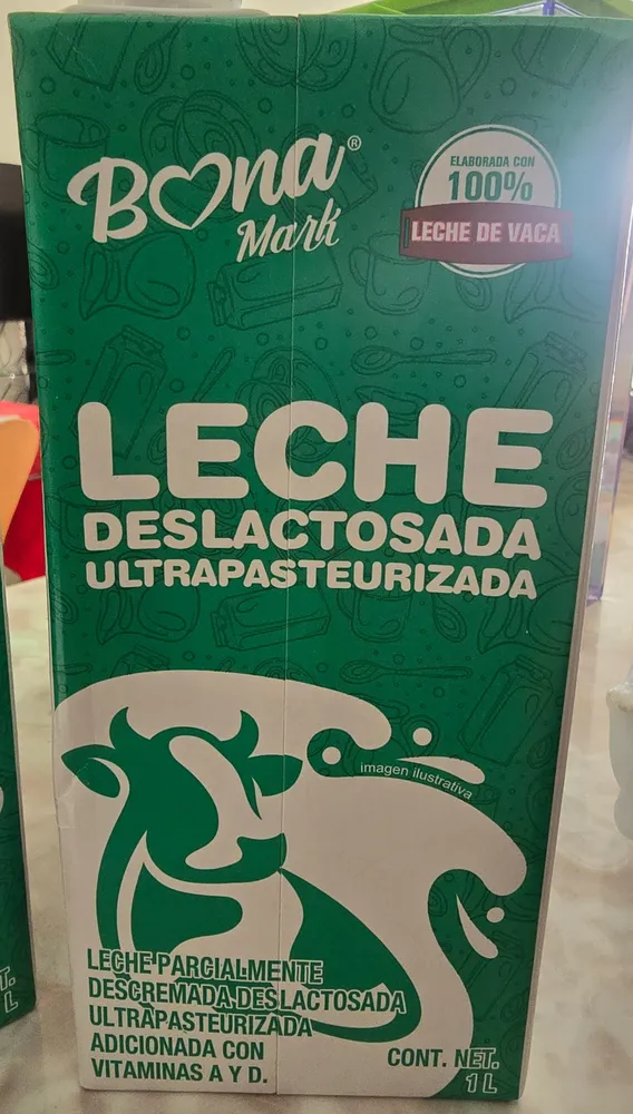 Leche deslactosada ultrapasteurizada