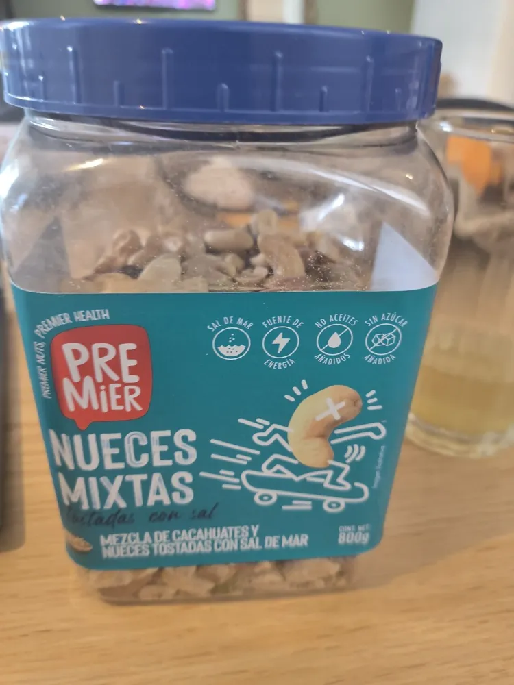 Mixed Nuts - Nueces Mixtas
