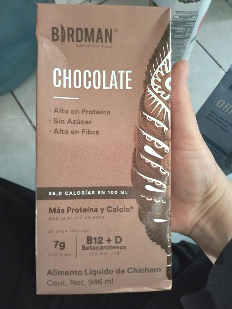 alimento líquido de chicharo sabor chocolate