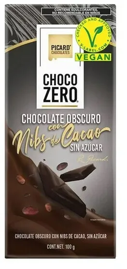 Chocolate oscuro zero con niña de cacao